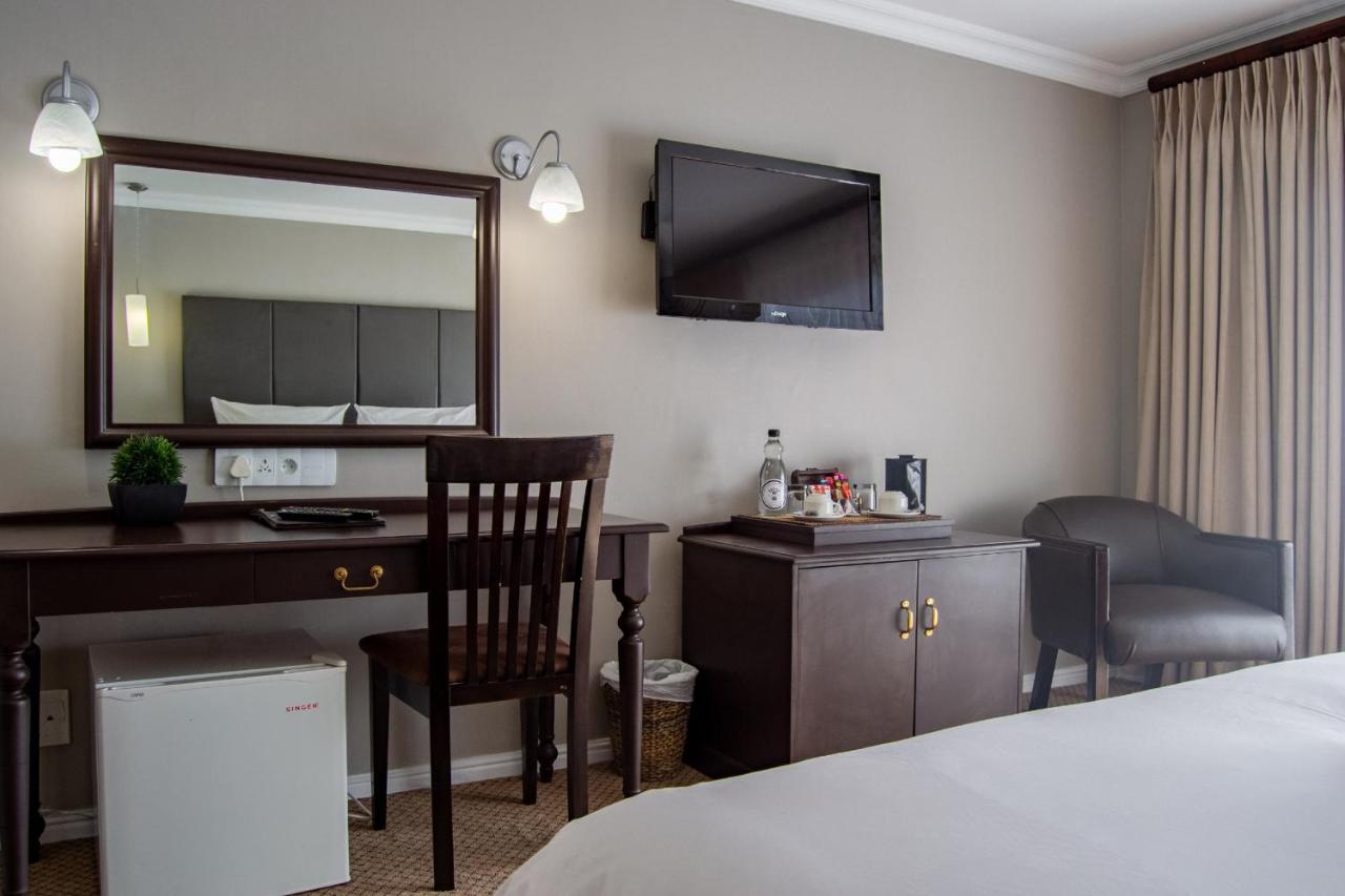 Ruslamere Hotel And Conference Centre Durbanville Eksteriør bilde
