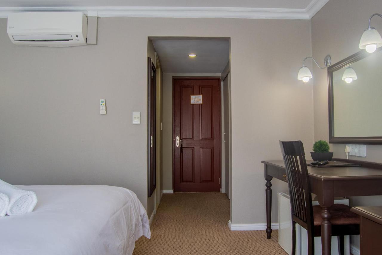 Ruslamere Hotel And Conference Centre Durbanville Eksteriør bilde